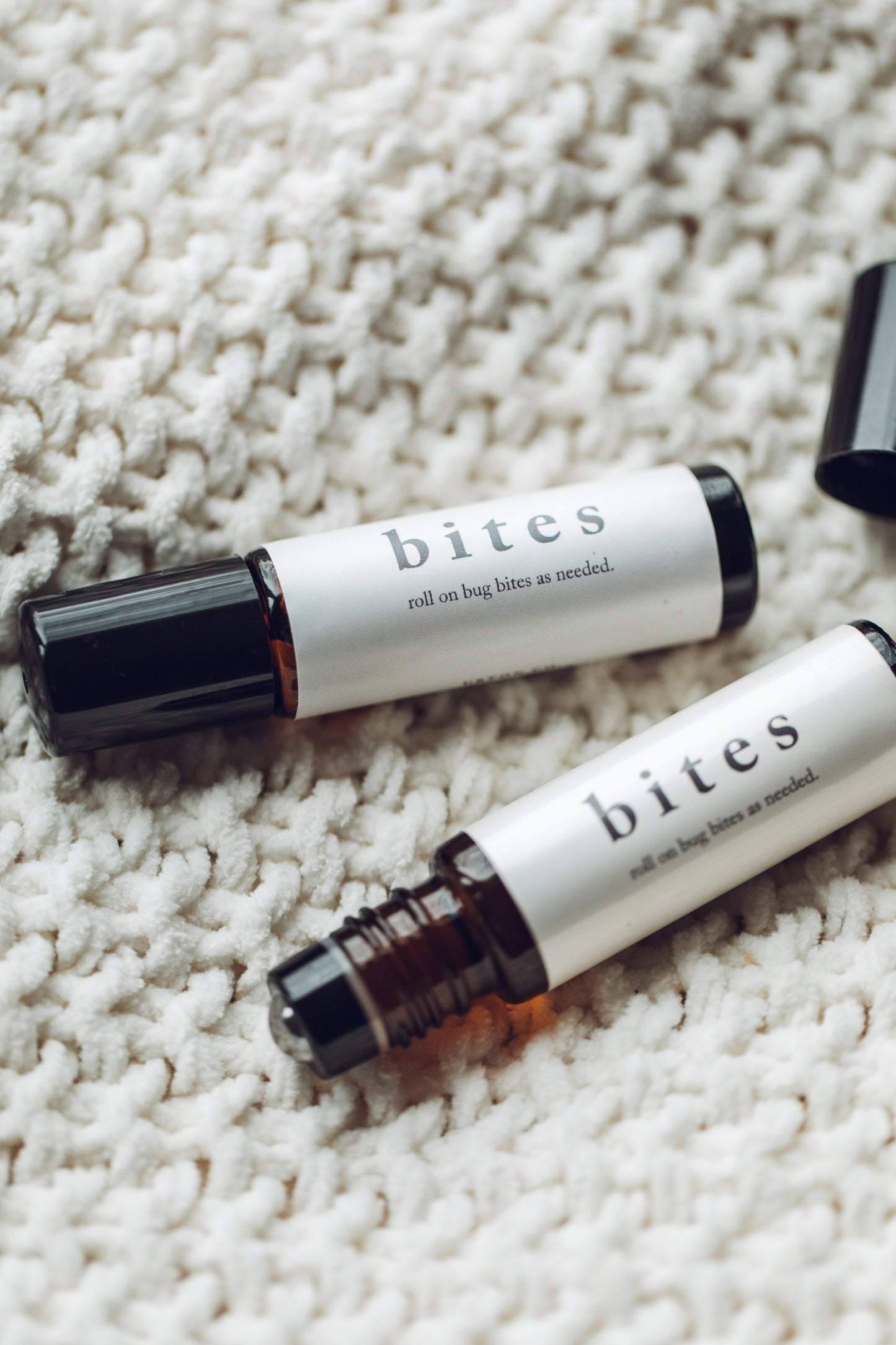 Bug Bite Relief Roll On. Natural Remedy Bug Bites, Mosquito Bites + Stings. Natural Itch Relief Essential Oil Blend. Herbal Itch Stick Oil