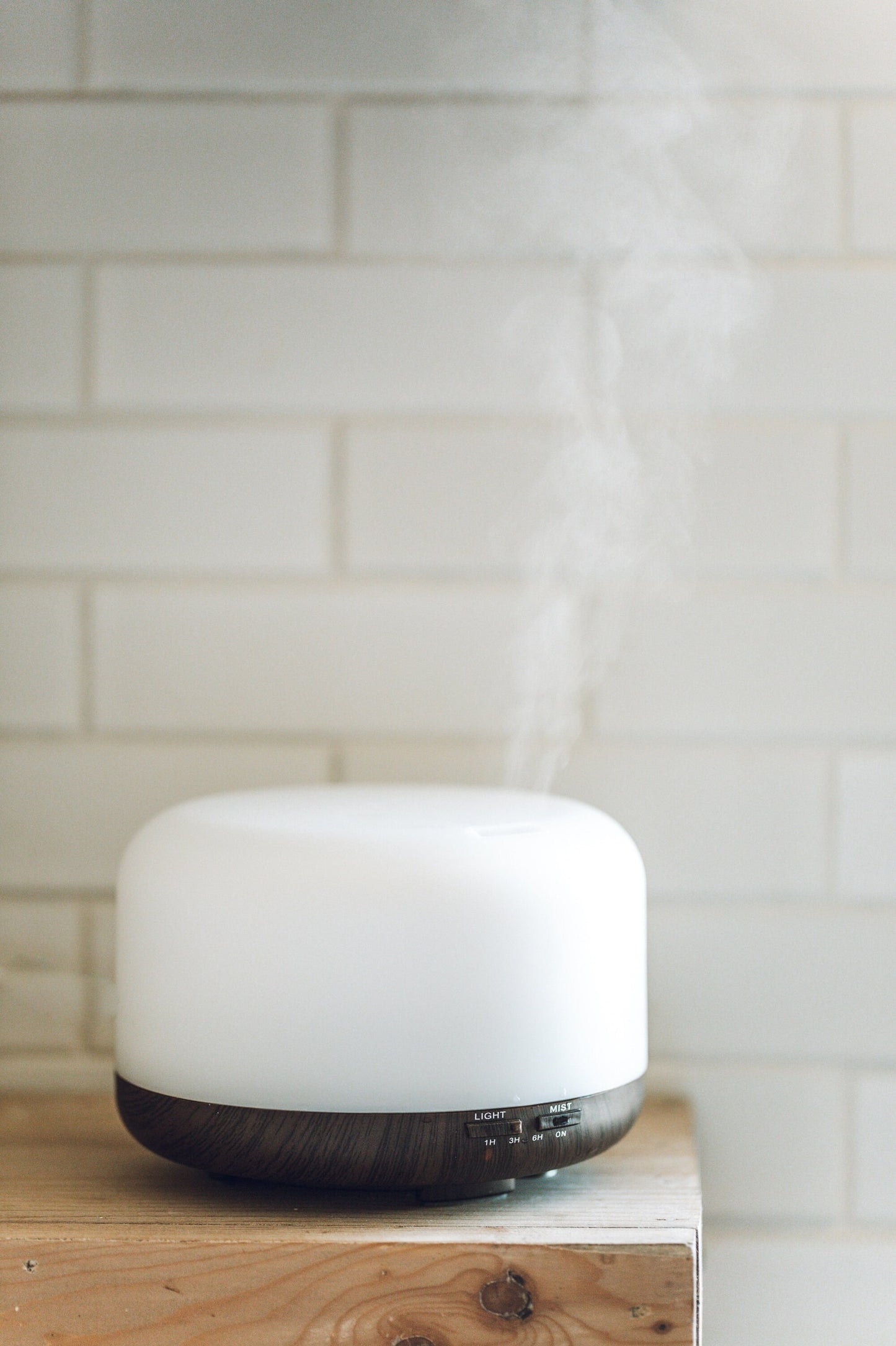 Essential Oil Diffuser 500ml - Faux Dark Wood Aromatherapy Mist